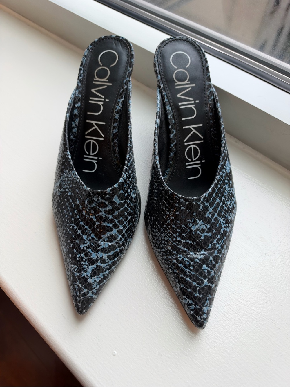 Calvin Klein Black & Light Blue Snakeskin Pointed-Toe Mules